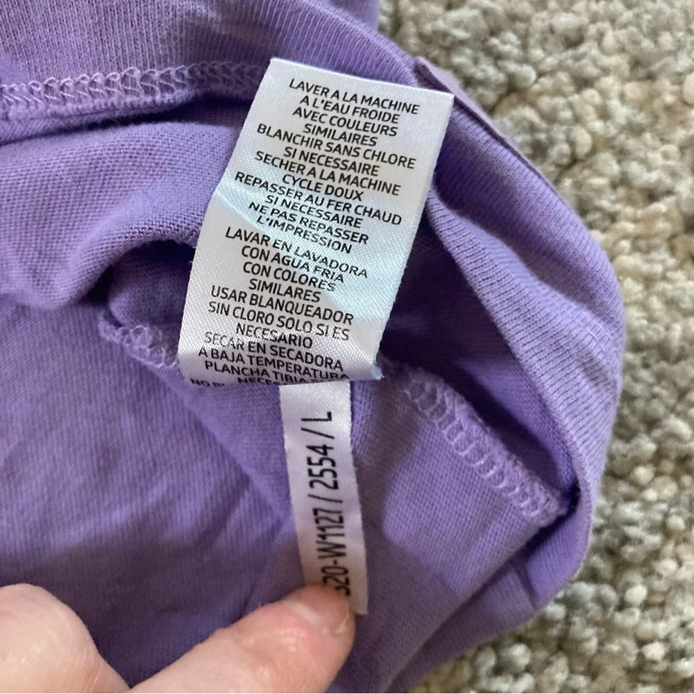Life Is Good Women's Lavender V-Neck Tee size L 100%cotton - Picture 8 of 8